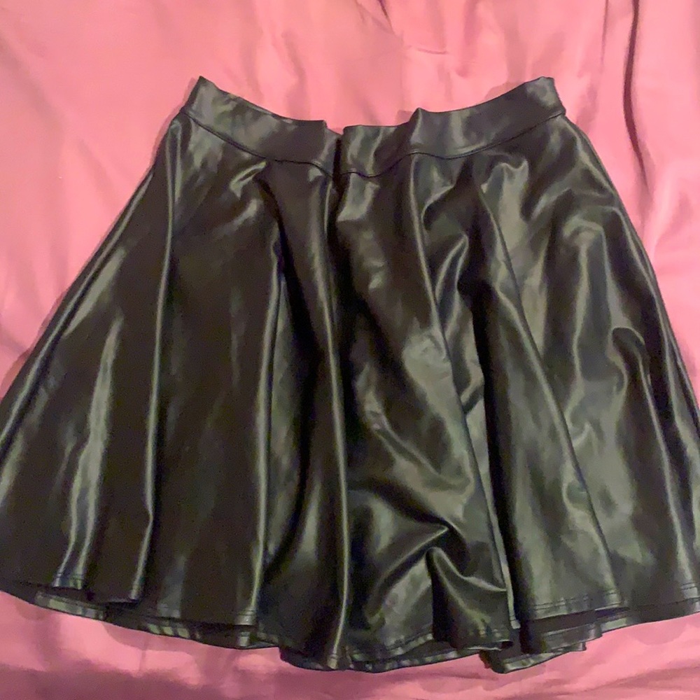 Leather skirt!